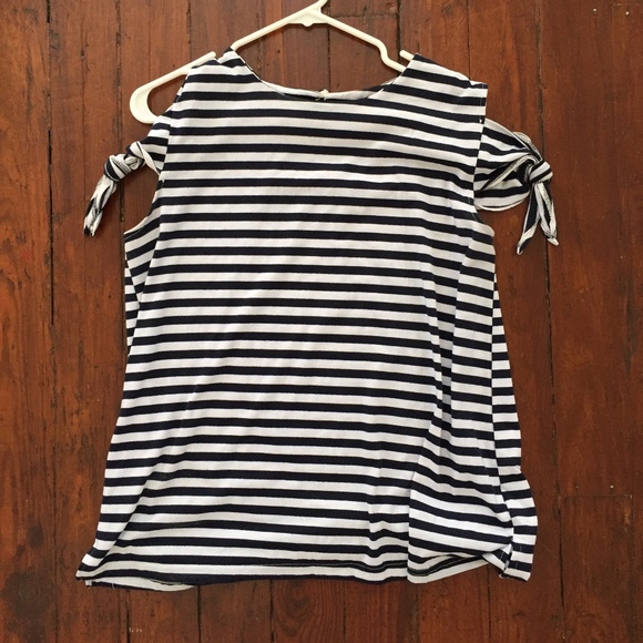 NWOT Nautical Stripe Cold Shoulder Top - Picture 2 of 8